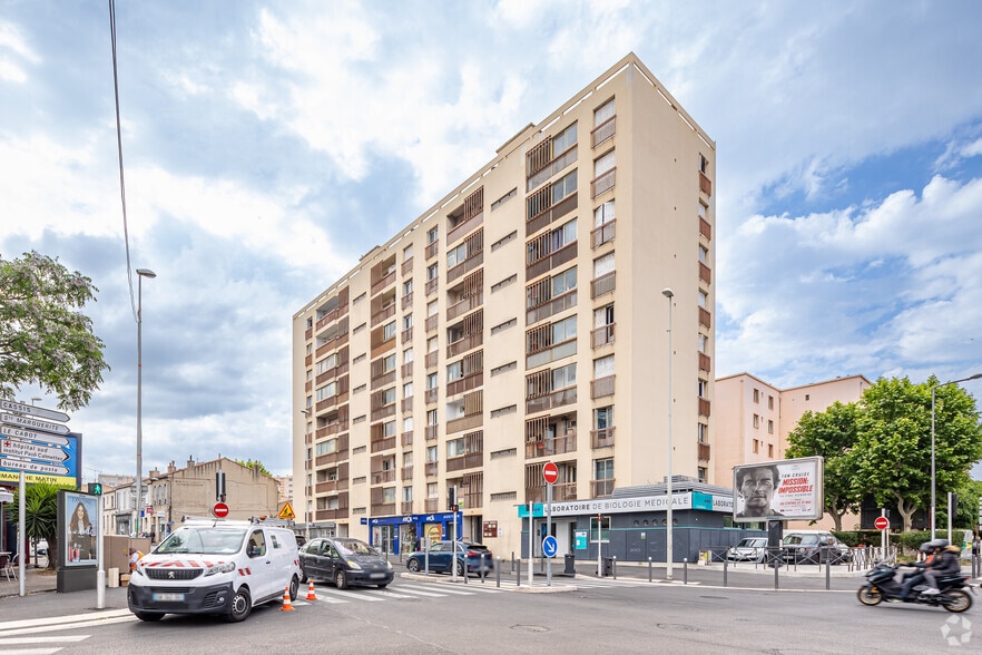 38 Boulevard De Sainte Marguerite, Marseille à louer - Photo principale – Image 1 sur 4