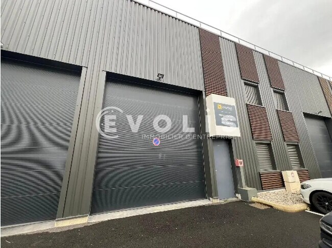 Plus de détails pour 420 Rue Gabriel Voisin, Villefranche-sur-Saône - Local d’activités à vendre