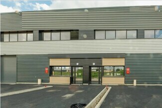Plus de détails pour 1 Rue Henri Becquerel, Aulnay-sous-Bois - Local d'activités à louer