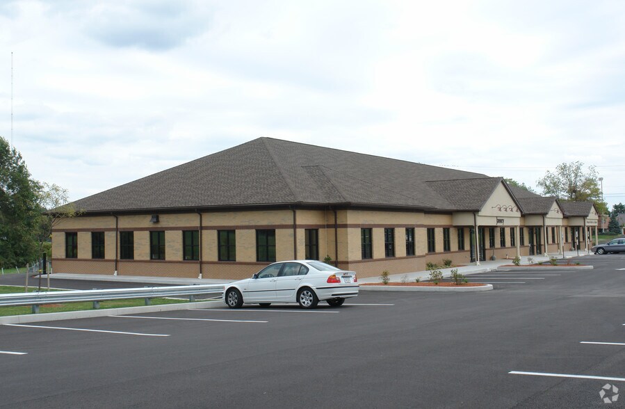 2315 Susquehanna Trail North, York, PA à louer - Photo de l’immeuble – Image 2 sur 3