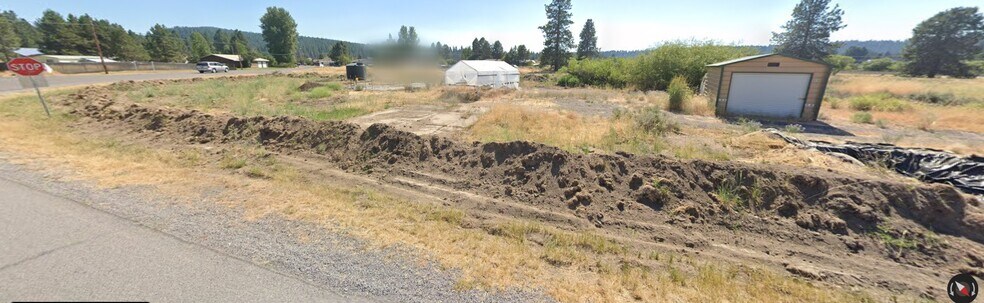 256 1st Ave, Chiloquin, OR à vendre - Photo de l’immeuble – Image 2 sur 2
