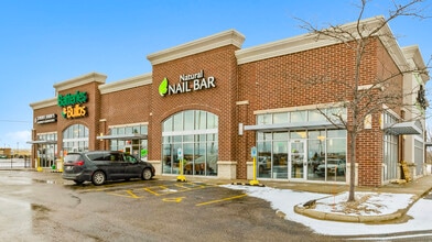4182 Wisconsin Ave, Grand Chute, WI à louer Photo de l’immeuble– Image 2 sur 3