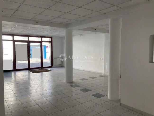 Plus de détails pour Bureau à vendre