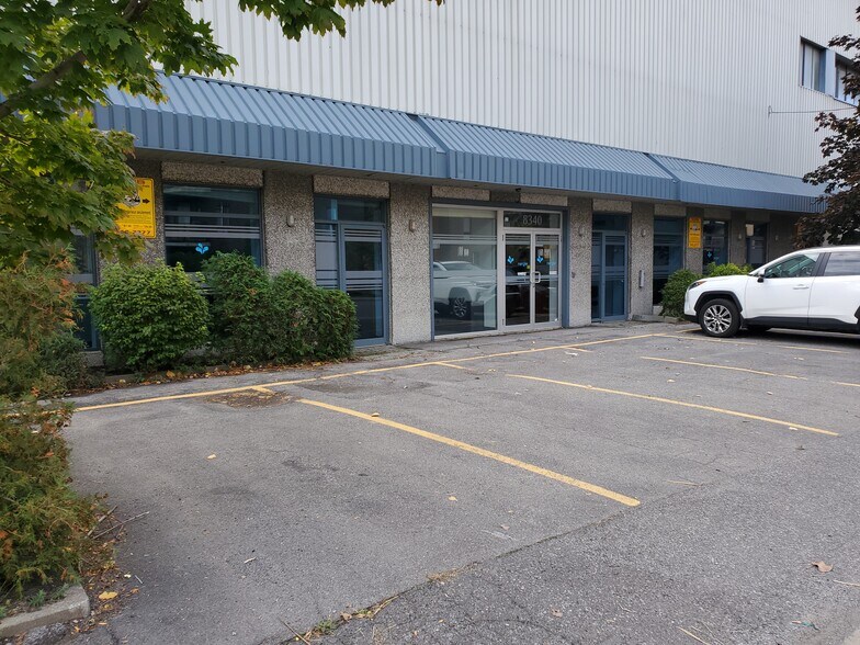 8340-8370 Labarre, Montréal, QC à louer - Photo de l’immeuble – Image 3 sur 5