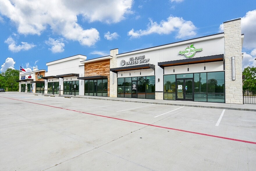 4420 Spring Cypress Rd, Spring, TX à vendre - Photo de l’immeuble – Image 3 sur 15