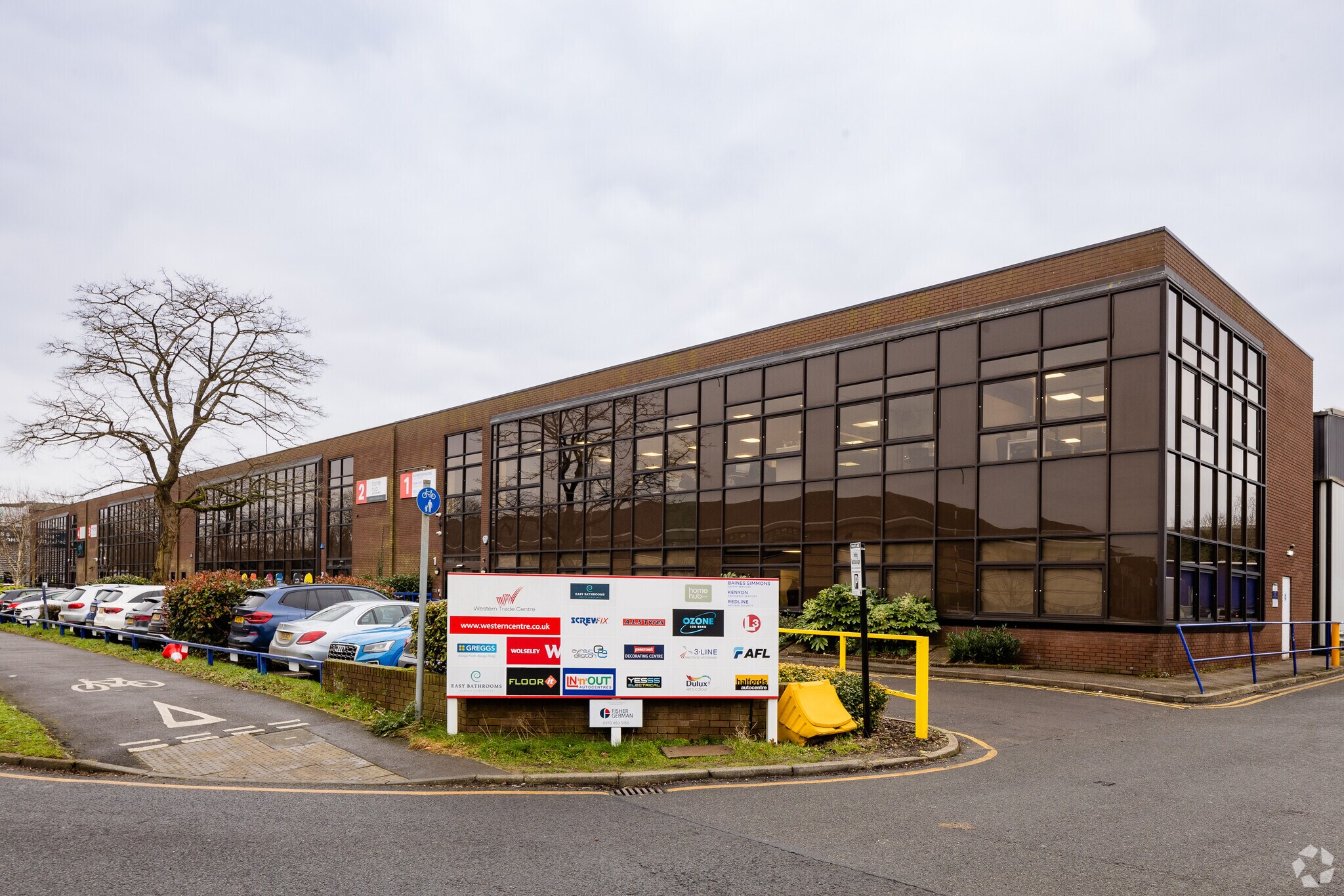 Western Rd, Bracknell à louer Photo principale– Image 1 sur 4