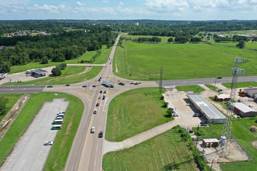 120 FM 2821, Huntsville, TX à louer - Photo de l’immeuble – Image 3 sur 8