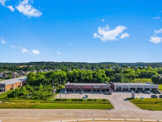 Plus de détails pour 18441 Highway 105 W, Montgomery, TX - Local commercial à louer