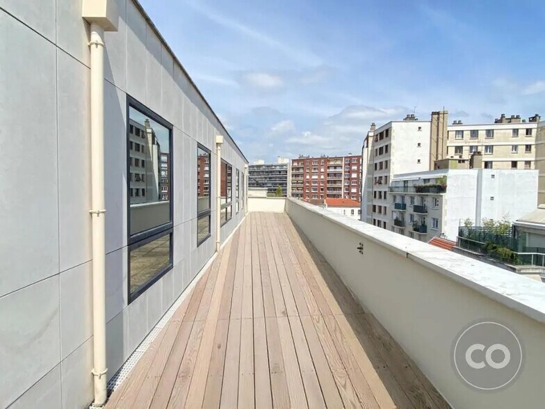 Bureau dans Boulogne-Billancourt à louer - Photo de l’immeuble – Image 2 sur 3