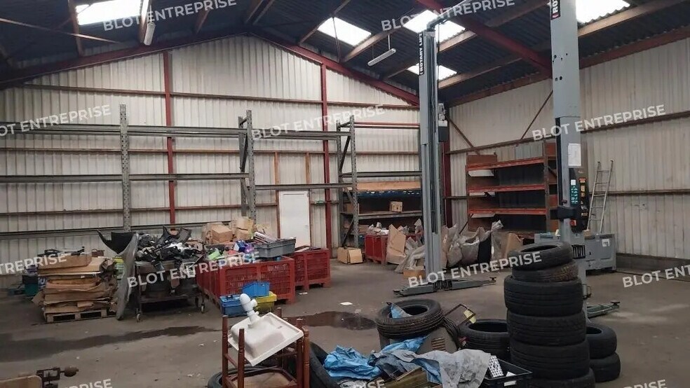 Local d'activités dans Plouézec à vendre - Photo de l’immeuble – Image 2 sur 6