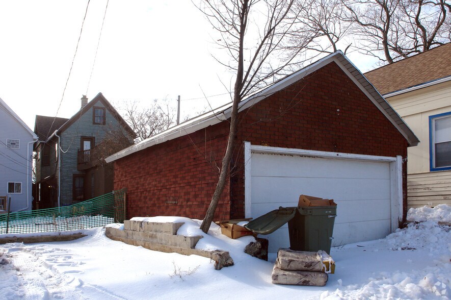 1824 W State St, Milwaukee, WI à louer - Photo de l’immeuble – Image 2 sur 2