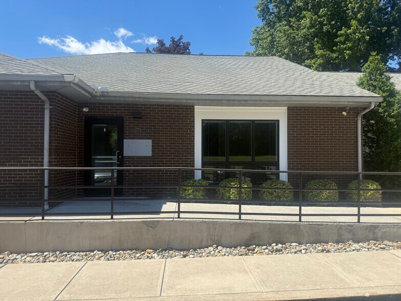 1450 E Boot Rd, West Chester, PA à vendre - Photo de l’immeuble – Image 2 sur 8