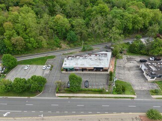 Plus de détails pour 589 Route 303, Blauvelt, NY - Local commercial à louer