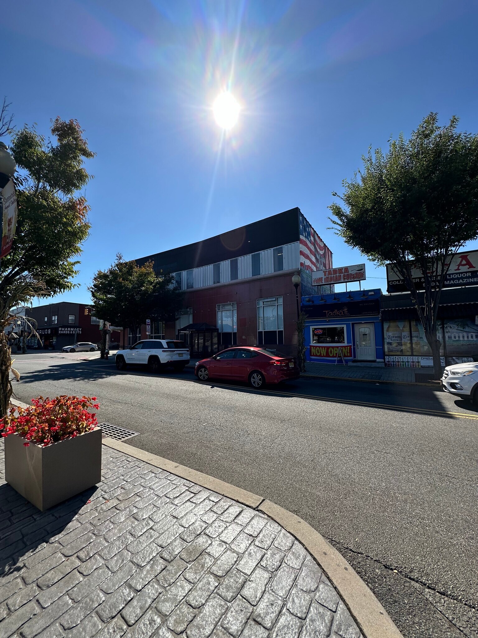 1291 Paterson Plank Rd, Secaucus, NJ à louer Photo principale– Image 1 sur 9