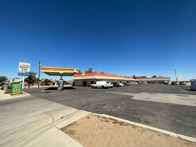 11424 Chamberlaine Way, Adelanto, CA à louer - Photo de l’immeuble – Image 1 sur 21