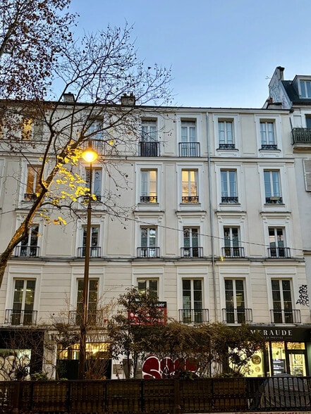 29 Boulevard Saint-Martin, Paris à louer - Photo de l’immeuble – Image 2 sur 5