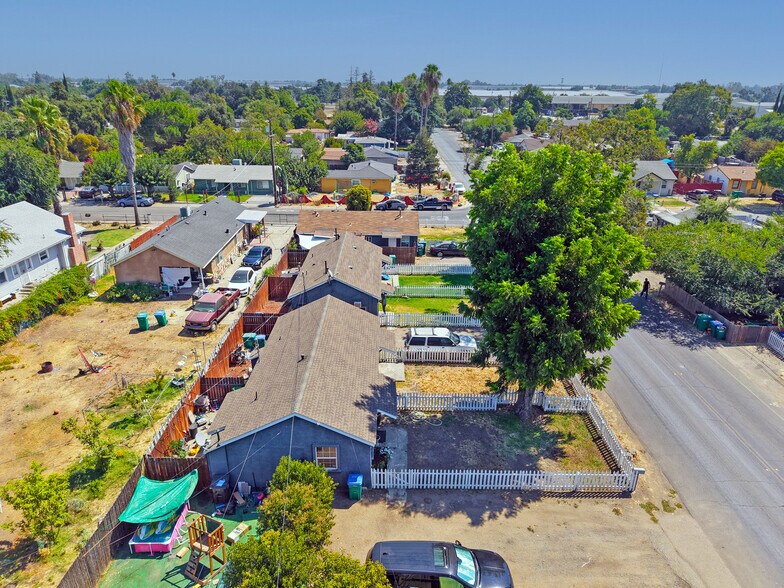 2517 E Harding Way, Stockton, CA à vendre - Photo de l’immeuble – Image 2 sur 10