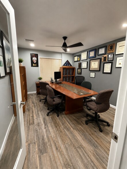 7220 N 16th St, Phoenix, AZ à vendre - Photo de l’immeuble – Image 3 sur 9