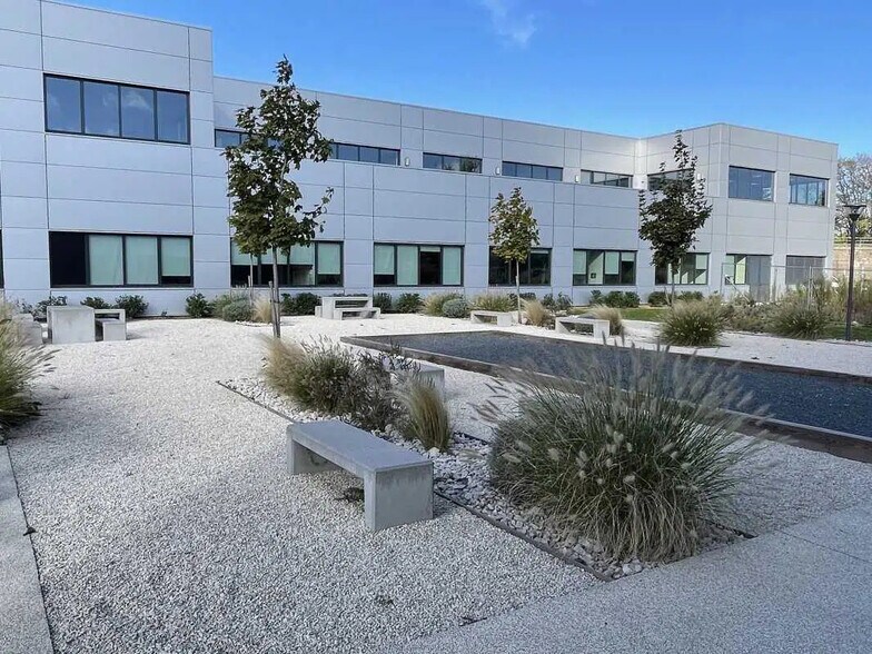 23-31 Rue Saint Jean De Dieu, Lyon à louer - Photo de l’immeuble – Image 1 sur 11