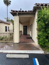 601 E Arrellaga St, Santa Barbara, CA à louer Photo intérieure– Image 1 sur 3