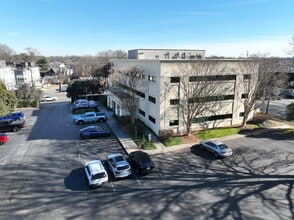 4000 Park Rd, Charlotte, NC à louer Photo de l’immeuble– Image 2 sur 2