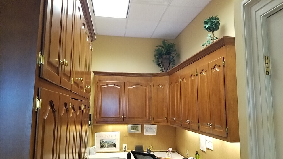 1260-1272 Alverser Plz, Midlothian, VA à louer - Photo de l’immeuble – Image 3 sur 24