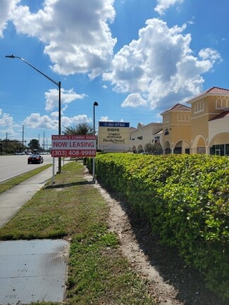 Plus de détails pour 1976 Alafaya Trl, Oviedo, FL - Local commercial à louer