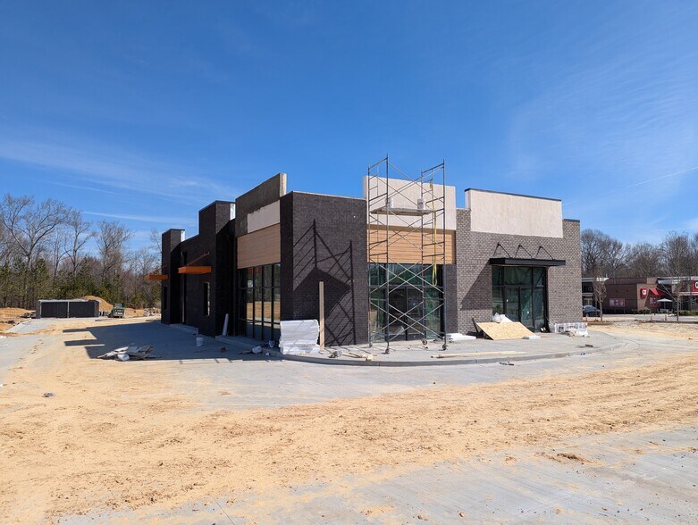 2250 Gravel Springs Rd, Buford, GA à louer - Photo de l’immeuble – Image 3 sur 7