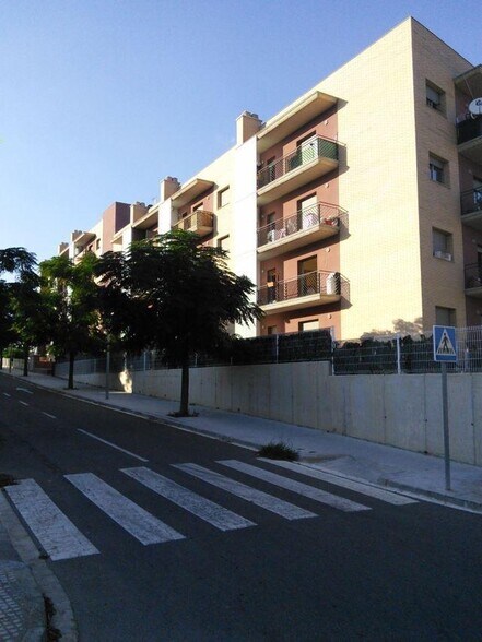 Immeuble residentiel dans Constantí, Tarragona à vendre - Photo de l’immeuble – Image 1 sur 1