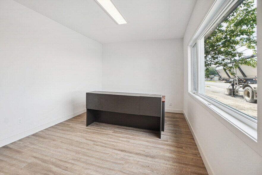 930 Rue Aubry, Saint-jean-sur-richelieu, QC à vendre - Photo de l’immeuble – Image 3 sur 14