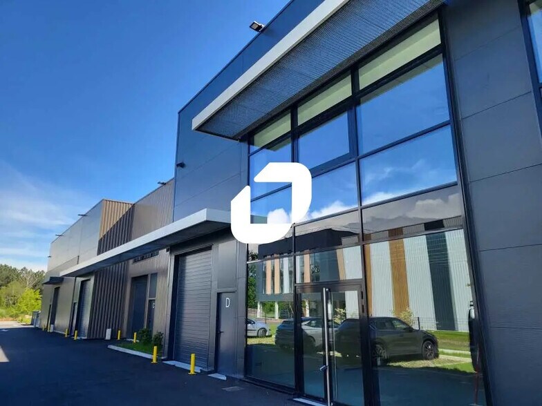 Local d’activités dans Mérignac à louer - Photo de l’immeuble – Image 1 sur 11