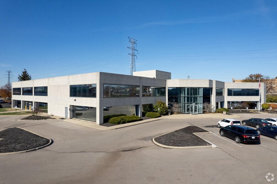 4850 Smith Rd, Norwood, OH à louer - Photo de l’immeuble – Image 1 sur 5