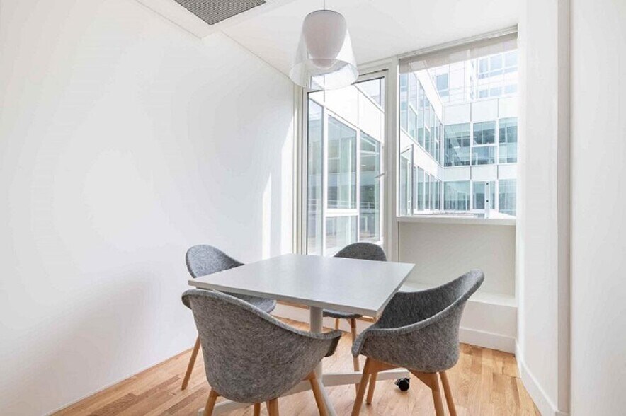Espace de coworking dans Levallois-Perret à louer - Photo intérieure – Image 3 sur 6