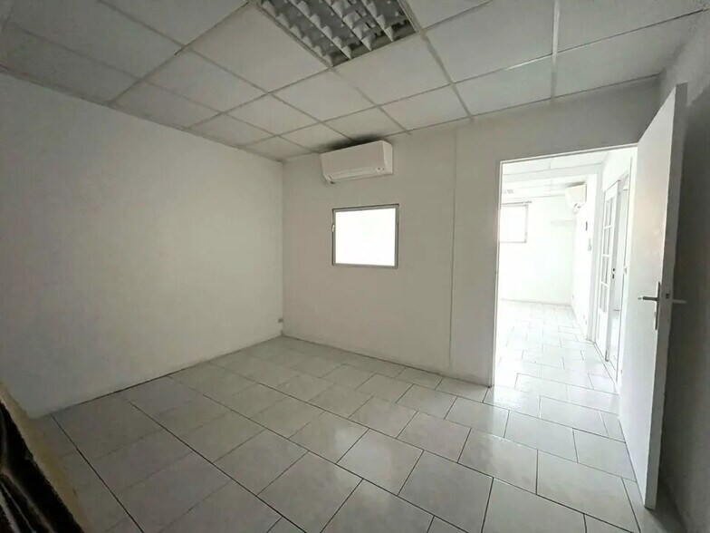 Bureau dans Le Cannet à louer - Photo de l’immeuble – Image 3 sur 4