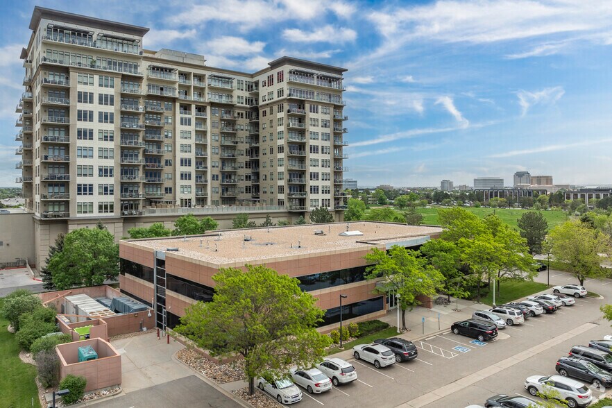 7447 E Berry Ave, Greenwood Village, CO à louer - Photo principale – Image 1 sur 8