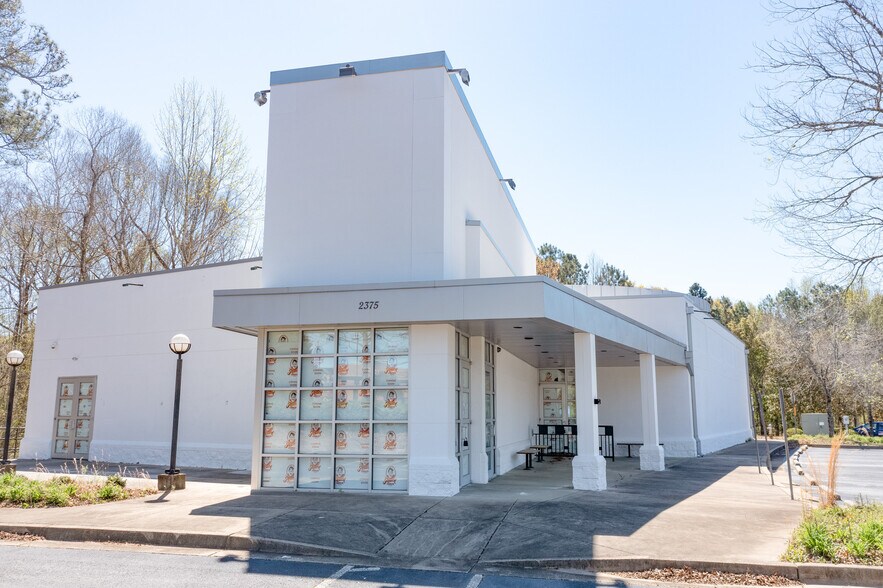 2375 Mansell Rd, Alpharetta, GA à louer - Photo de l’immeuble – Image 3 sur 13