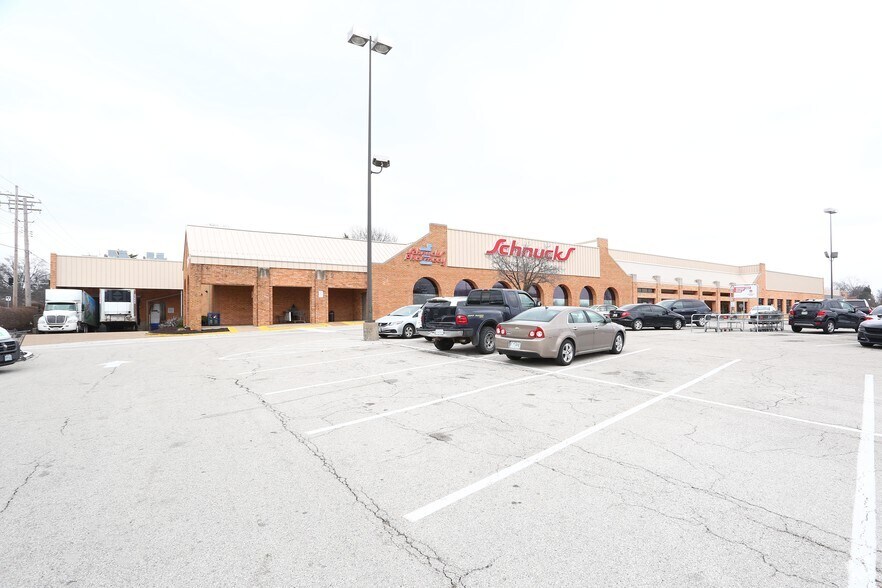 1553 Sierra Vista Plz, Saint Louis, MO à louer - Photo principale – Image 1 sur 8