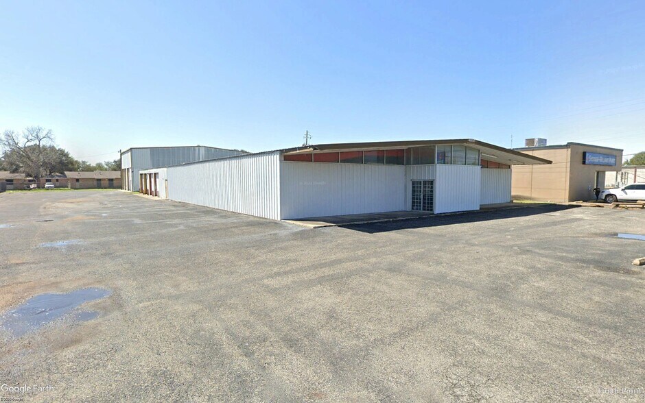 803 E Mockingbird Ln, Victoria, TX à louer - Photo de l’immeuble – Image 1 sur 1