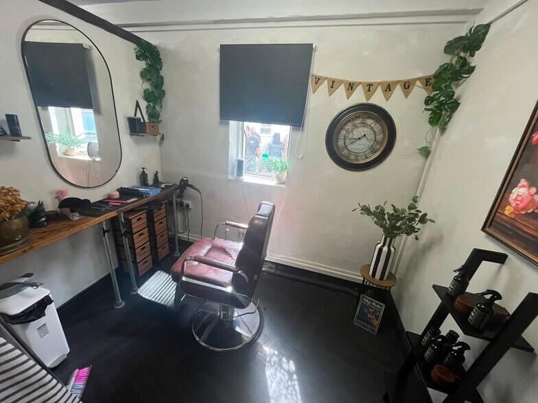29 High St, Warminster à louer - Photo de l’immeuble – Image 3 sur 5