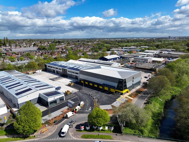 Old Walsall Rd, Birmingham à louer - Photo de l’immeuble – Image 3 sur 13