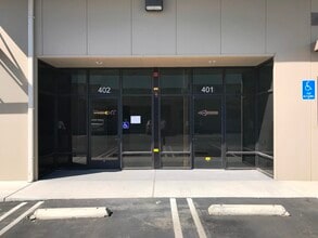 10653 G Ave, Hesperia, CA à louer Photo de l’immeuble– Image 1 sur 9