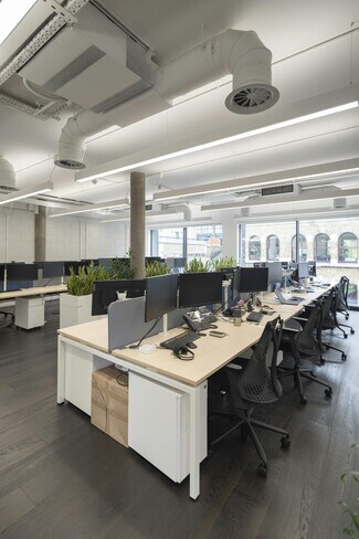 Plus de détails pour 78 Cowcross St, Londres - Bureau à louer
