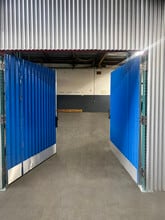 3731 Warner Ave, Santa Ana, CA à louer Photo intérieure– Image 2 sur 3