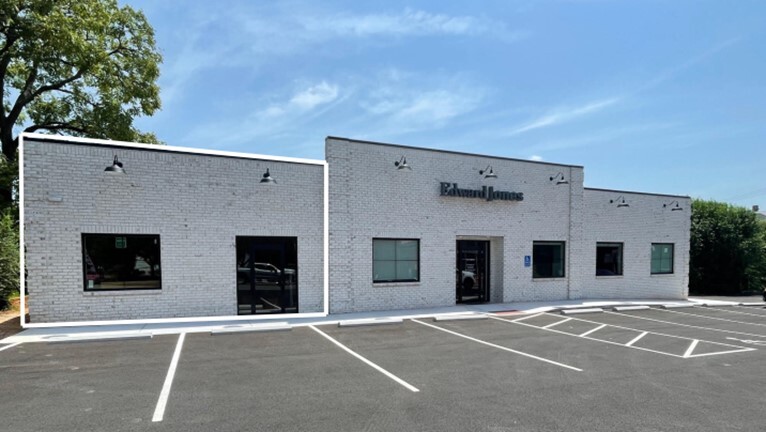 306 N Bridge St, Bedford, VA à louer Photo principale– Image 1 sur 9