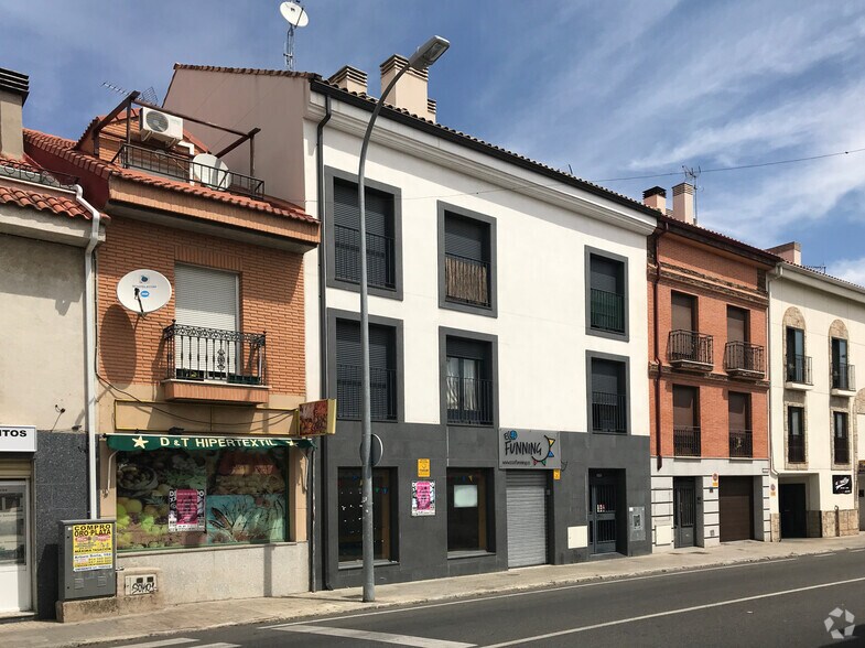 Calle Real, 11, Paracuellos de Jarama, Madrid à vendre - Photo de l’immeuble – Image 1 sur 39