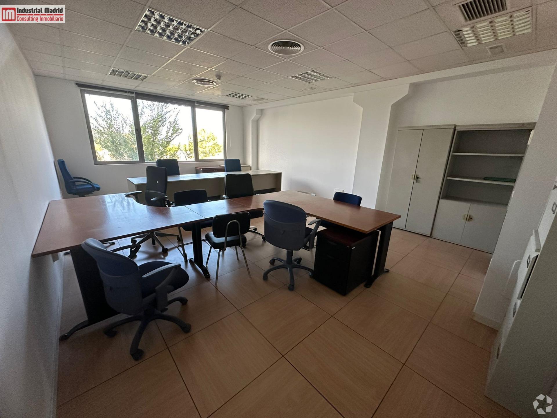 Bureau dans Rivas-Vaciamadrid, Madrid à vendre Photo intérieure– Image 1 sur 2