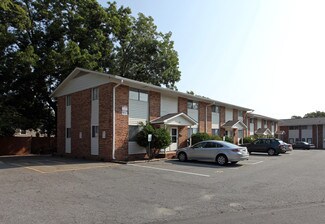 Plus de détails pour 318 Highland St, Mount Holly, NC - Logement à vendre