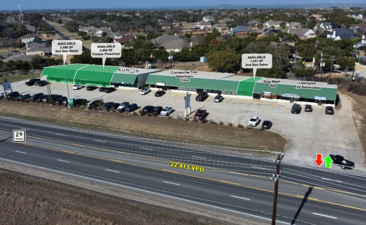 14370 W Hwy 29, Liberty Hill, TX à louer - Photo de l’immeuble – Image 3 sur 5