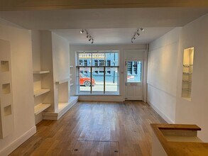 281 Sharrow Vale Rd, Sheffield à louer Photo intérieure– Image 2 sur 5