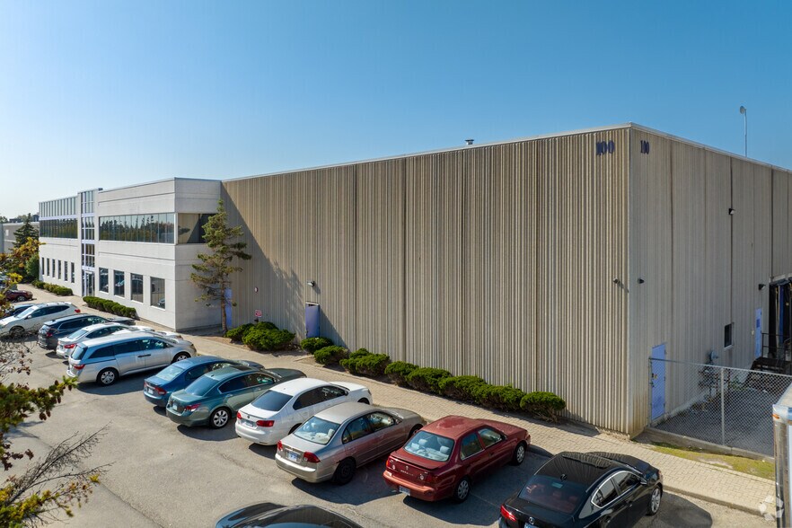 100 Jacob Keffer Pky, Concord, ON à louer - Photo de l’immeuble – Image 2 sur 3